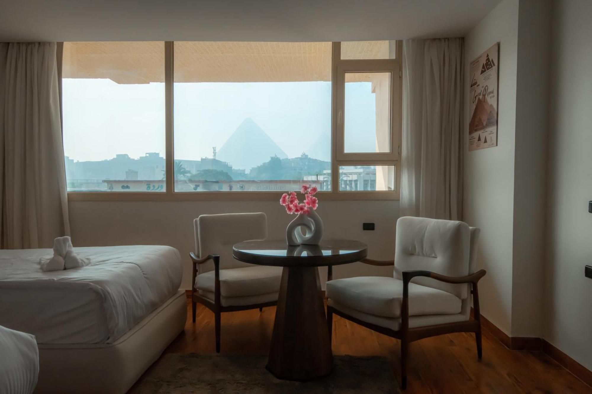 Superior Pyramids Inn Al Kawm al Akhdar Kültér fotó
