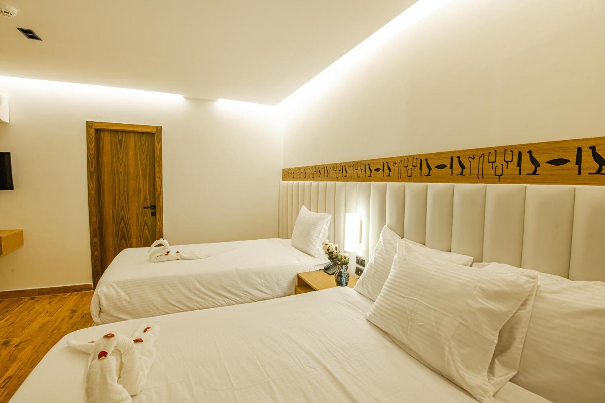 Superior Pyramids Inn Al Kawm al Akhdar Kültér fotó